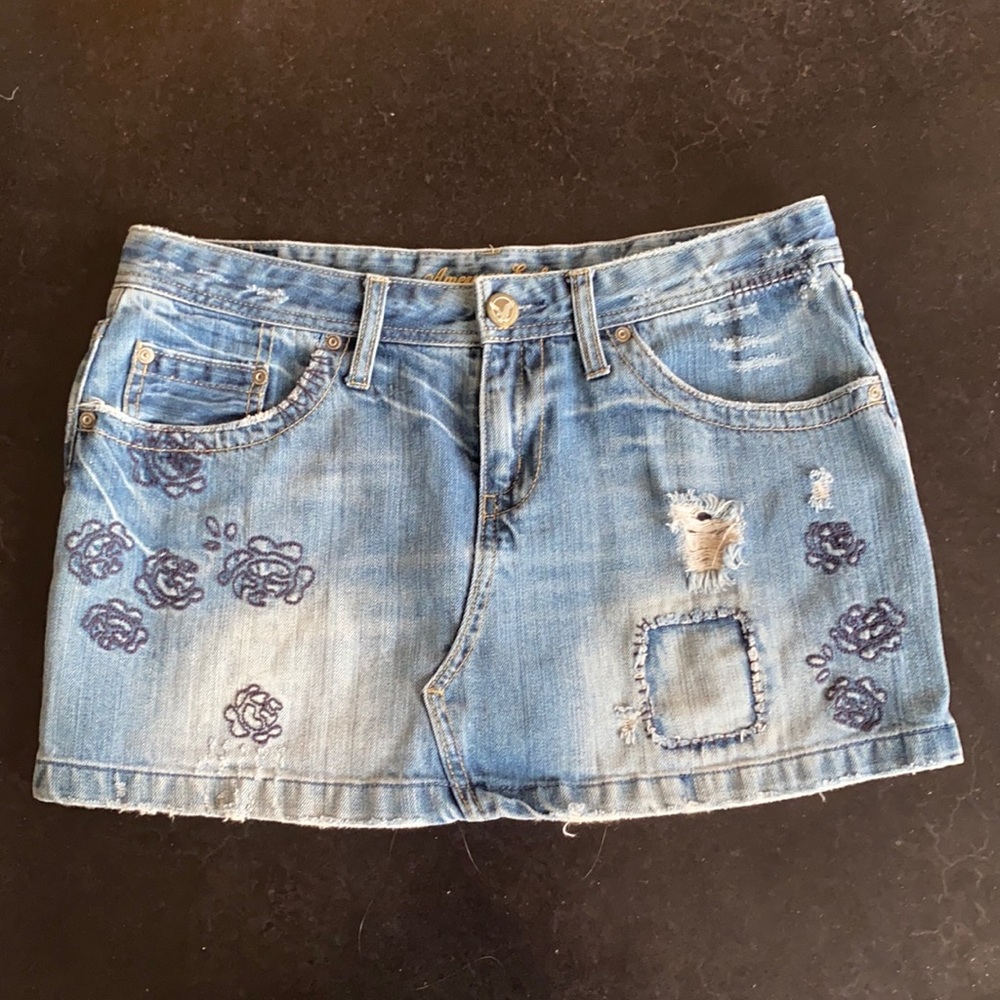 American Eagle Distressed Denim Skirt Size 10